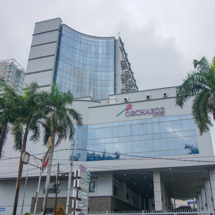 Orchardz Hotel Industri Jakarta Kemayoran Ngoại thất bức ảnh